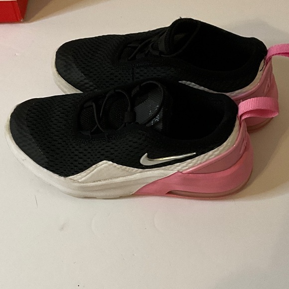 Nike Kids Black and Pink Sneakers with White Accents - Picture 3 of 3